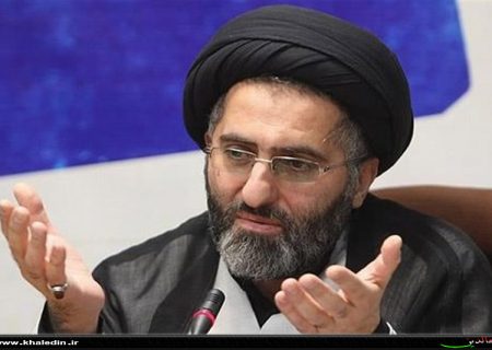 وقتی دست چپم تیر خورد با دست راستم کار را ادامه دادم