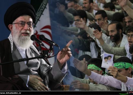 این یک استثناء است که مردم با همه‌ی وجود از یک حقیقت دفاع کنند