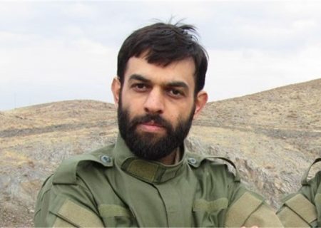 هر چى می‌خواهى بگى بگو، ولى به من بى معرفت نگو