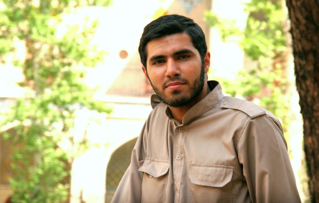 اینجانب محمدرضا دهقان امیری فرزند علی شهادت میدهم