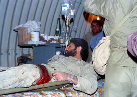 شبی که شهید حاج قاسم اصغری روی سیم خاردار خوابید