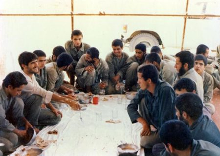 دیشب خواب دیدم آقا امام زمان به این مدرسه آمد