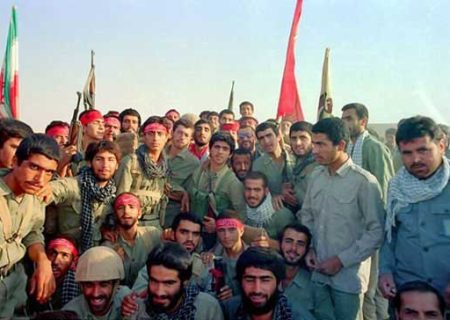 عشق و اطاعت رزمنده ها از حاج قاسم بدلیل اخلاصش بود