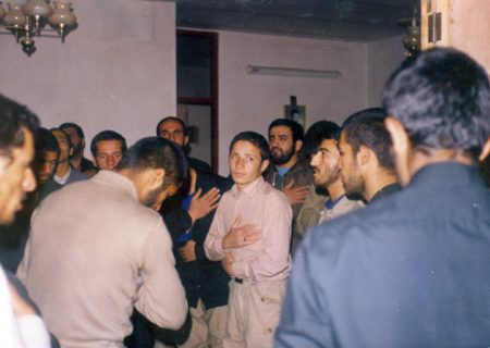 بواسطه ی رفاقت با شهید توحید ملازمی به گردان تخریب لشگر ده رفتیم