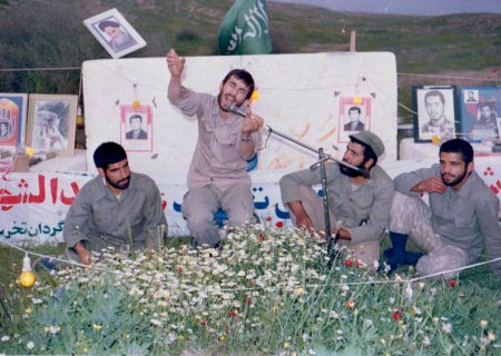 دوستانم به شوخی و محبت، مرا مرشد نامیدند