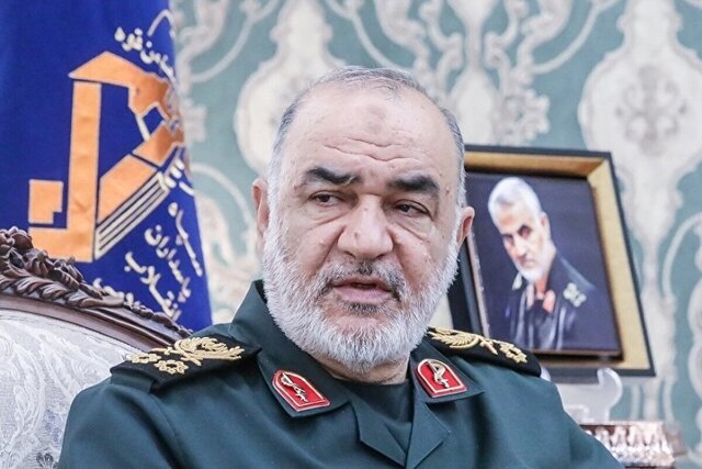 من در راهى قدم گذاشتم که باید جان به جانان سپرد