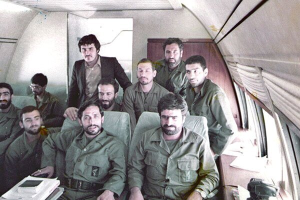 سیزده نفری که جور یک تیپ را کشیدند