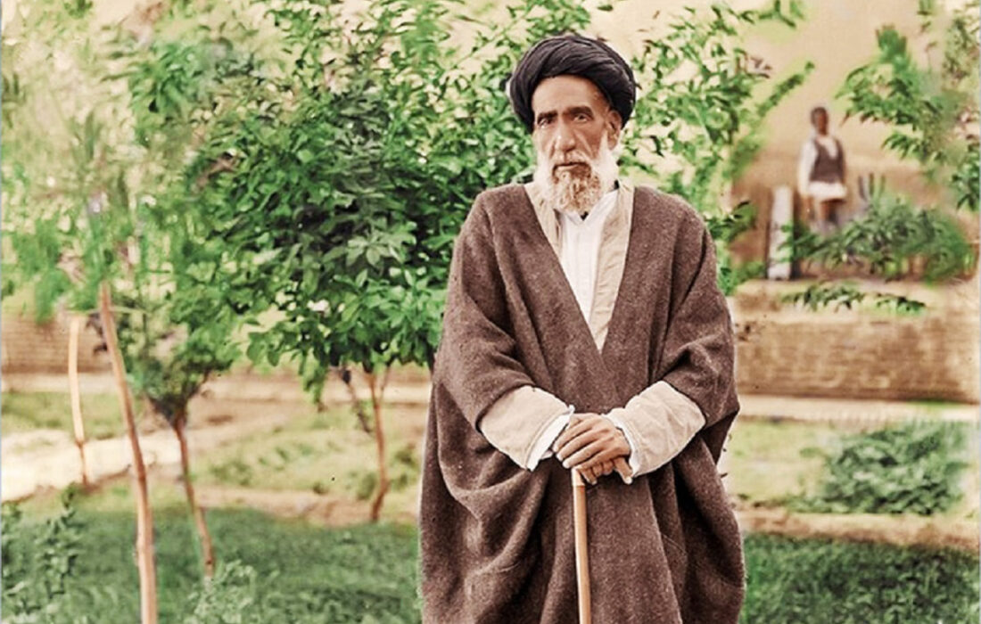 سزاوار است بر اولین اسکناس جمهوری اسلامی، عکس اولین مجاهد چاپ شود