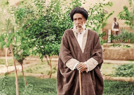 سزاوار است بر اولین اسکناس جمهوری اسلامی، عکس اولین مجاهد چاپ شود