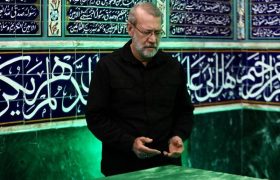 نتانیاهو میگوید من میخواهم دست ایران را بگیرم. آدم واقعا این بدبختی را کجا ببرد؟