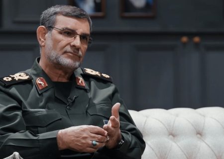 سلاح بدون معنویت کارایی ندارد